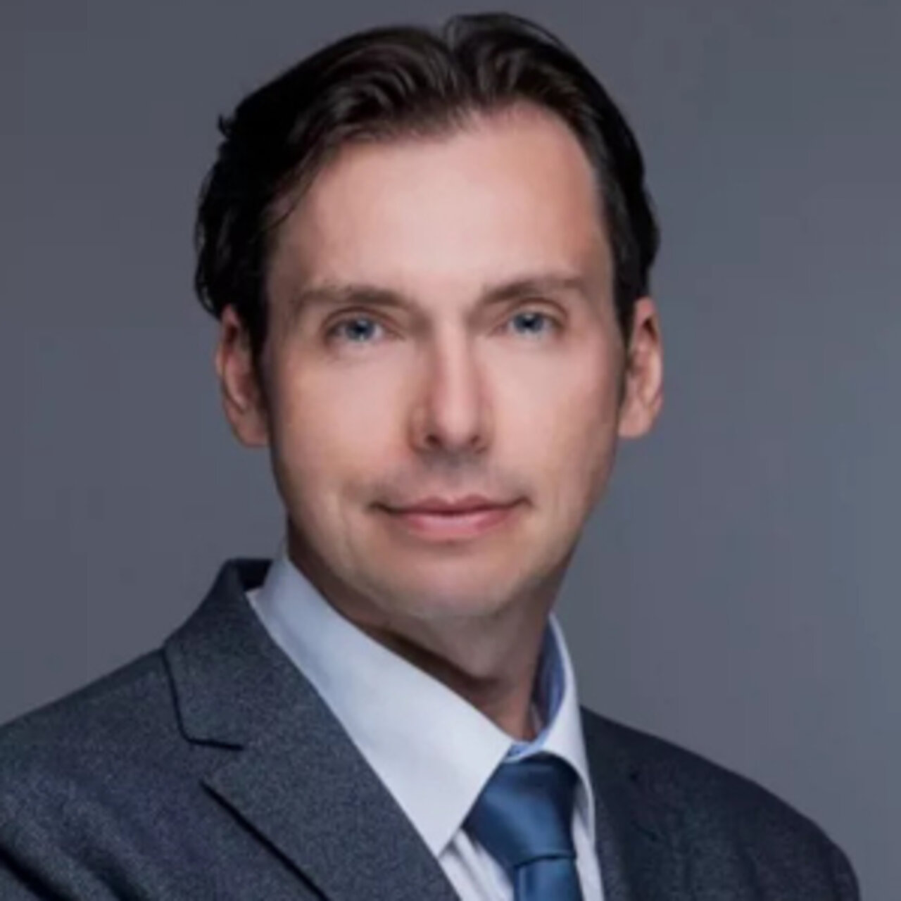Dr. Stefan Grossauer - Portrait Dr. Stefan Grossauer - Portrait
