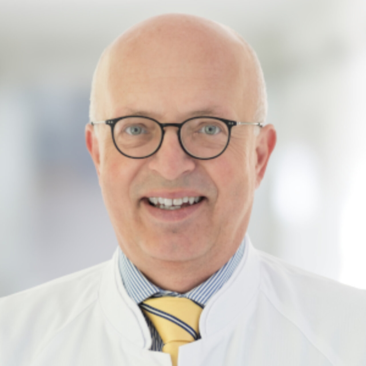 Prof. Dr. med. Weigang, MBA - Portrait Prof. Dr. med. Weigang, MBA - Portrait