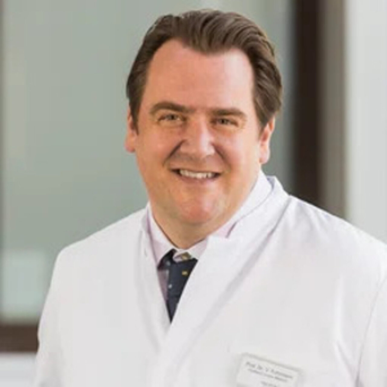 Prof. Valentin Fuhrmann - Portrait Prof. Valentin Fuhrmann - Portrait