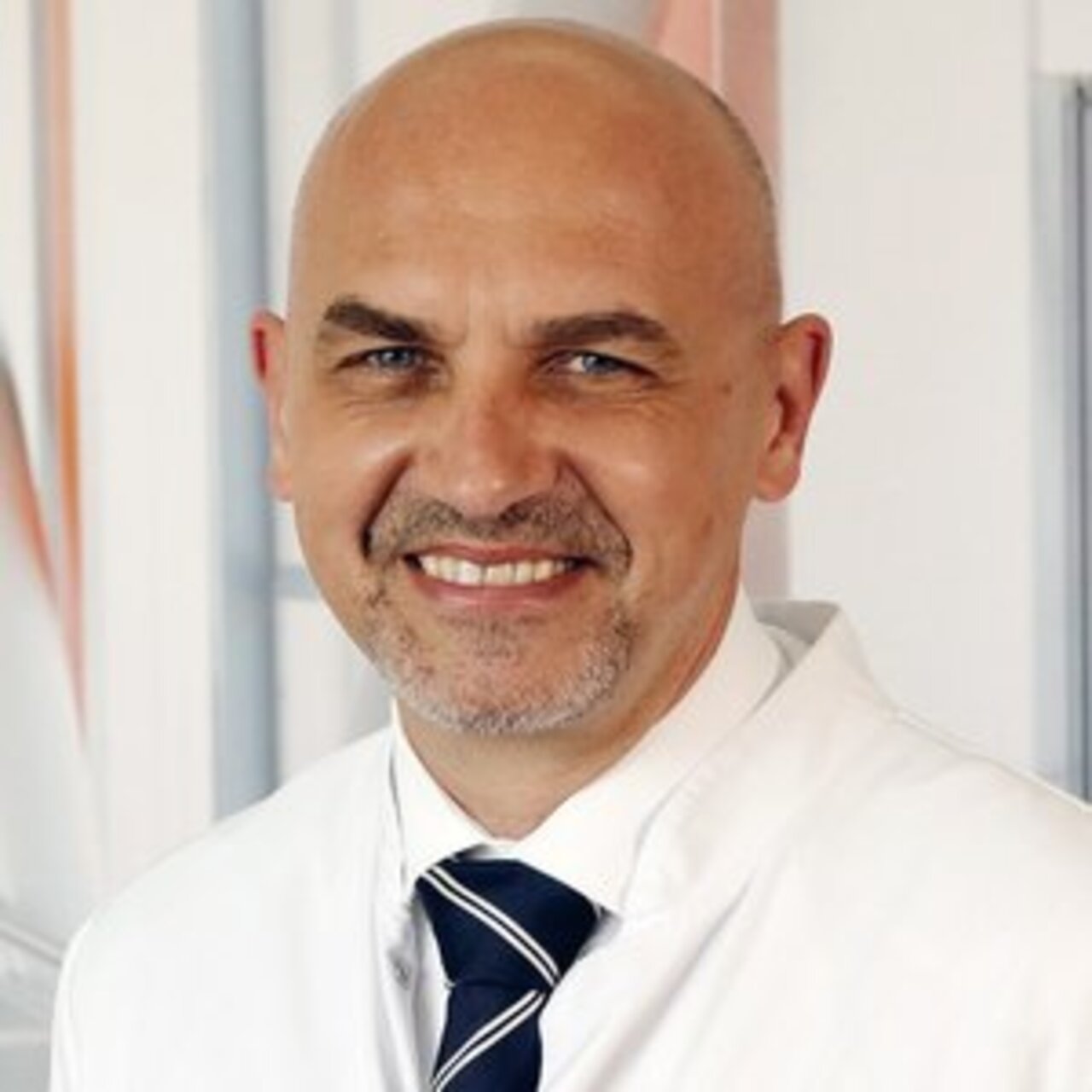PD Dr. Thomas Schmandra - Portrait